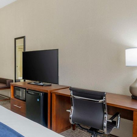 Comfort Inn & Suites La Grange Екстериор снимка