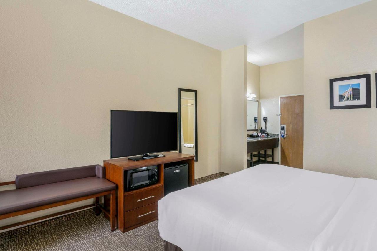 Comfort Inn & Suites La Grange Екстериор снимка